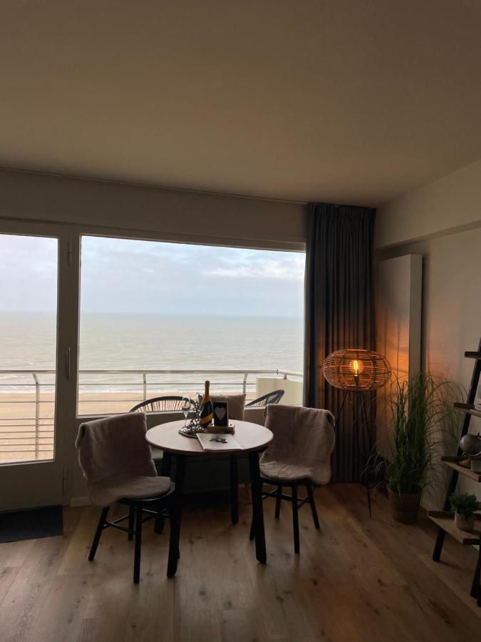 K Apartment *